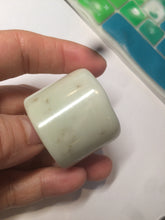 Load image into Gallery viewer, 100% Natural beige with brown flying dandelions nephrite Jade men&#39;s thumb ring HE10
