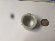 Load image into Gallery viewer, 100% Natural beige with brown flying dandelions nephrite Jade men&#39;s thumb ring HE10
