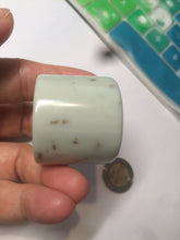 Load image into Gallery viewer, 100% Natural beige with brown flying dandelions nephrite Jade men&#39;s thumb ring HE10
