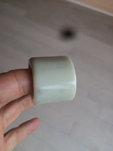 Load image into Gallery viewer, 100% Natural beige with brown flying dandelions nephrite Jade men&#39;s thumb ring HE10
