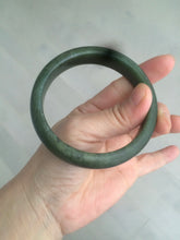 Load image into Gallery viewer, 59mm 100% Natural dark green/black nephrite Jade(碧玉)  bangle HF16
