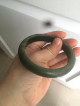 Load image into Gallery viewer, 59mm 100% Natural dark green/black nephrite Jade(碧玉)  bangle HF16
