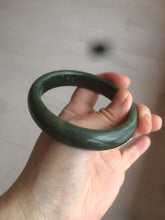 Load image into Gallery viewer, 59mm 100% Natural dark green/black nephrite Jade(碧玉)  bangle HF16
