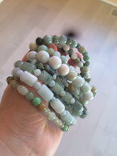 Load image into Gallery viewer, 100% natural green/white type A jadeite jade bead bracelet AQ48
