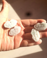 Load image into Gallery viewer, 100% Natural green/white Jadeite Jade healthy and longevity lock pendant AQ49
