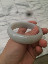 Load image into Gallery viewer, 56.7mm Type A 100% Natural light green yellow Jadeite Jade bangle GC4
