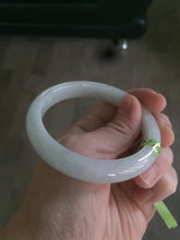 Load image into Gallery viewer, 55.5mm Certified 100% Natural type A light green/white Jadeite Jade bangle AD50-9839
