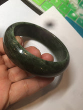 Load image into Gallery viewer, 60.5mm 100% Natural dark green/black nephrite Jade(碧玉)  bangle HF17
