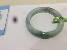 Load image into Gallery viewer, 58mm certified type A 100% Natural green/white jadeite jade bangle R87-1528
