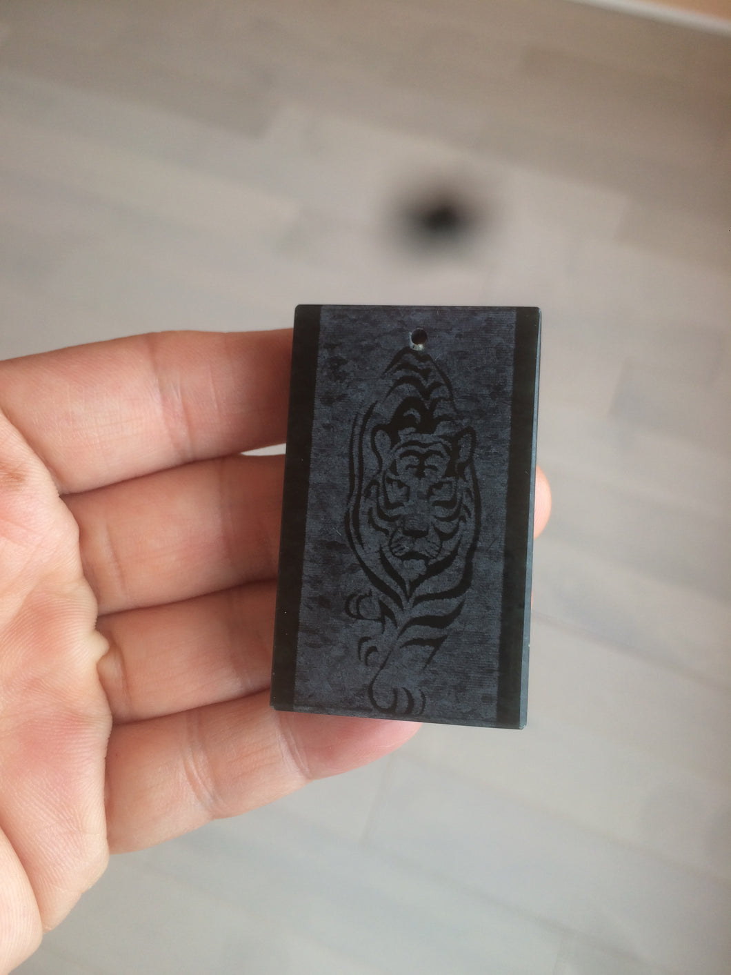 100% natural dark green/black nephrite jade (青玉) tiger safe and sound pendant J120