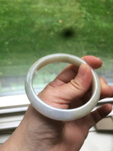 Load image into Gallery viewer, 55.3mm certified Type A 100% Natural green/yellow Jadeite Jade bangle Y114-0412
