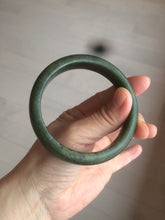 Load image into Gallery viewer, 59mm 100% Natural dark green/black nephrite Jade(碧玉)  bangle HF16
